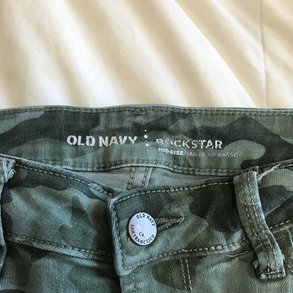Old Navy Rockstar Camo Pants - Picture 3 of 7